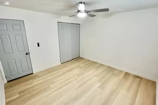 2042 N 64th Dr, Phoenix, AZ 85035 - Photo 22