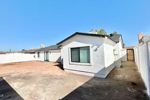 2042 N 64th Dr, Phoenix, AZ 85035 - Photo 34