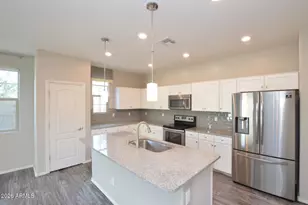 214 E Bluejay Dr, Chandler, AZ 85286 - Photo 2