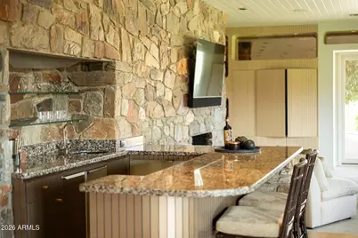 7224 N Lakeside Lane, Paradise Valley, AZ 85253 - Photo 12