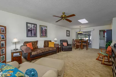 9726 W Alabama Avenue, Sun City, AZ 85351 - Photo 8