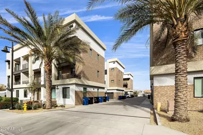 406 W 7th Street #1009, Tempe, AZ 85281 - Photo 16