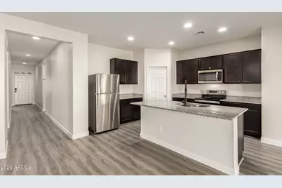 11204 W Mobile Lane, Tolleson, AZ 85353 - Photo 8