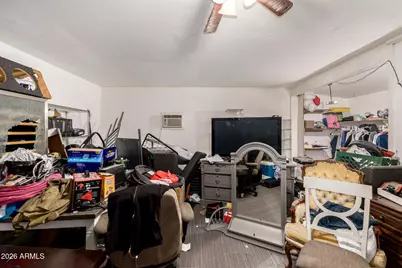 8002 N 42nd Avenue, Phoenix, AZ 85051 - Photo 12