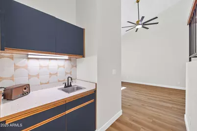 1861 E Krista Way, Tempe, AZ 85284 - Photo 8