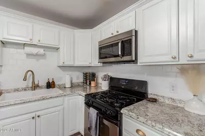 2715 W Royal Palm Road, Phoenix, AZ 85051 - Photo 16