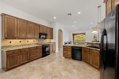 18685 E Agua Vista, Black Canyon City, AZ 85324 - Photo 14