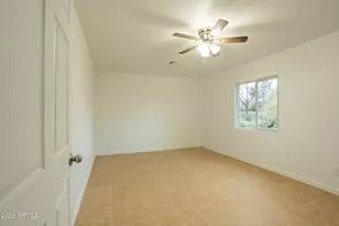 19750 E Green Valley Rd, Black Canyon City, AZ 85324 - Photo 16