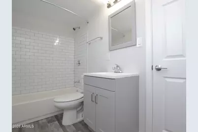 44 E Roanoke Avenue #Apt 1, Phoenix, AZ 85004 - Photo 6