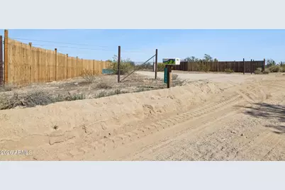 53040 W Whirly Bird Road, Maricopa, AZ 85139 - Photo 6