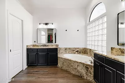 7042 W Morning Dove Drive, Glendale, AZ 85308 - Photo 20