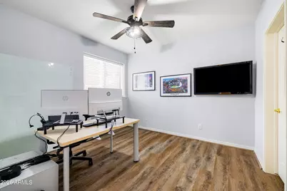 7042 W Morning Dove Drive, Glendale, AZ 85308 - Photo 36