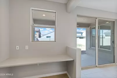 8956 W Luke Avenue, Glendale, AZ 85305 - Photo 18