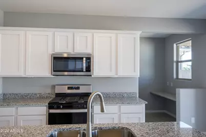 8956 W Luke Avenue, Glendale, AZ 85305 - Photo 16