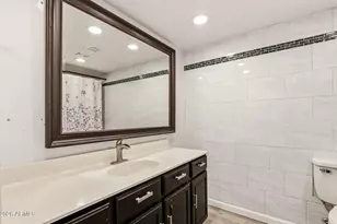 7909 W Pinchot Ave, Phoenix, AZ 85033 - Photo 8