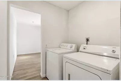 7909 W Pinchot Avenue, Phoenix, AZ 85033 - Photo 28