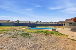 7909 W Pinchot Ave, Phoenix, AZ 85033 - Photo 32