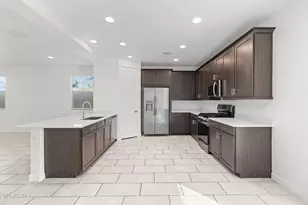 32273 N 21st Dr, Phoenix, AZ 85085 - Photo 6