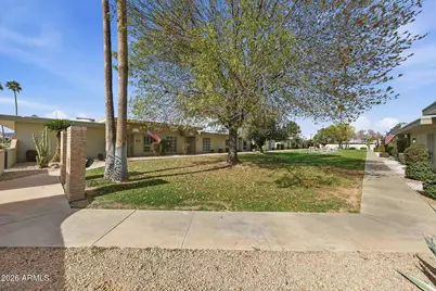 9970 W Royal Oak Road #Q, Sun City, AZ 85351 - Photo 8