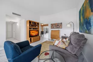 9970 W Royal Oak Rd, Sun City, AZ 85351 - Photo 16