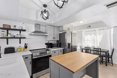 1618 N 32nd Street #6, Phoenix, AZ 85008 - Photo 2