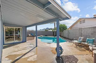 2031 E Vista Dr, Phoenix, AZ 85022 - Photo 18