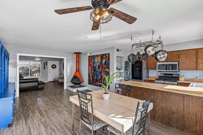 2031 E Vista Drive, Phoenix, AZ 85022 - Photo 6