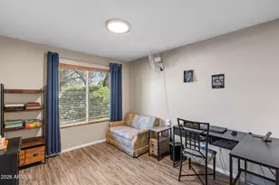 2031 E Vista Dr, Phoenix, AZ 85022 - Photo 14