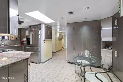 8018 E Vista Bonita Drive, Scottsdale, AZ 85255 - Photo 8