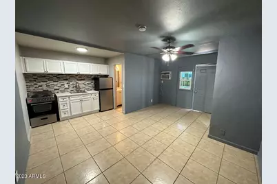 1040 E Fairmount Avenue #2, Phoenix, AZ 85014 - Photo 2