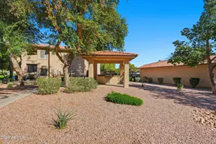 1351 N Pleasant Dr, Chandler, AZ 85225 - Photo 22