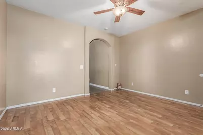 2513 W Novak Way, Phoenix, AZ 85041 - Photo 4