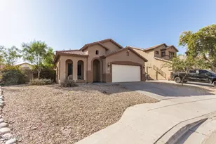 2513 W Novak Way, Phoenix, AZ 85041 - Photo 2