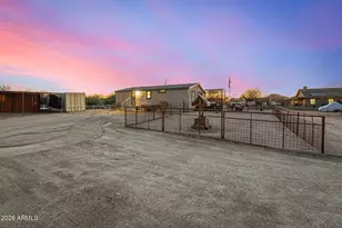 127 E Galvin St, Phoenix, AZ 85086 - Photo 32