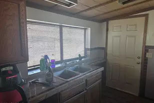 741 E Monroe St, Globe, AZ 85501 - Photo 16