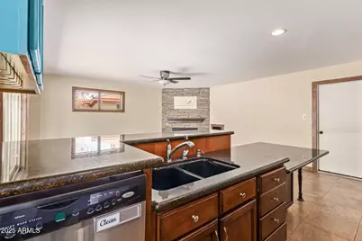 319 E Riviera Drive, Tempe, AZ 85282 - Photo 10