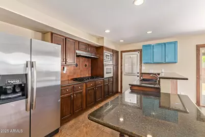 319 E Riviera Drive, Tempe, AZ 85282 - Photo 14
