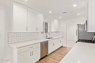 1809 E Concorda Dr, Tempe, AZ 85282 - Photo 6