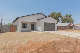 31824 N Poplar St, Wittmann, AZ 85361 - Photo 2