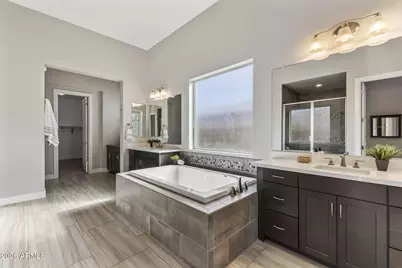 23110 N 76th Lane, Peoria, AZ 85383 - Photo 4