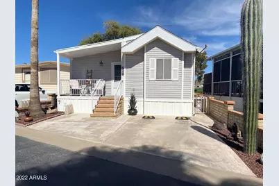 2301 S Seminole Drive #301, Apache Junction, AZ 85119 - Photo 2