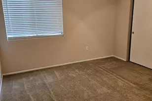 461 W Holmes Ave, Mesa, AZ 85210 - Photo 10