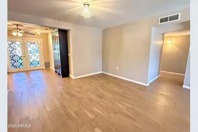 5212 E Cambridge Avenue, Phoenix, AZ 85008 - Photo 8
