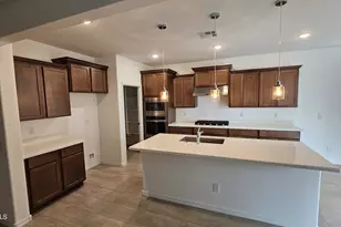 12757 W Pkwy Ln, Avondale, AZ 85353 - Photo 2