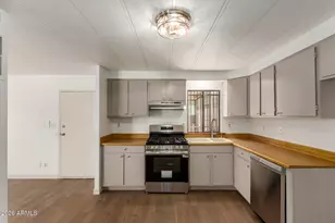 9630 S 9th Ave, Phoenix, AZ 85041 - Photo 10