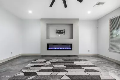 2920 W Glass Lane, Phoenix, AZ 85041 - Photo 18