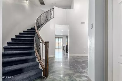 2920 W Glass Lane, Phoenix, AZ 85041 - Photo 6