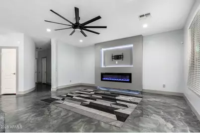 2920 W Glass Lane, Phoenix, AZ 85041 - Photo 10