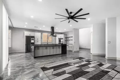 2920 W Glass Lane, Phoenix, AZ 85041 - Photo 12