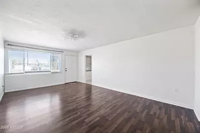 4326 N 13th Place # A, Phoenix, AZ 85014 - Photo 4